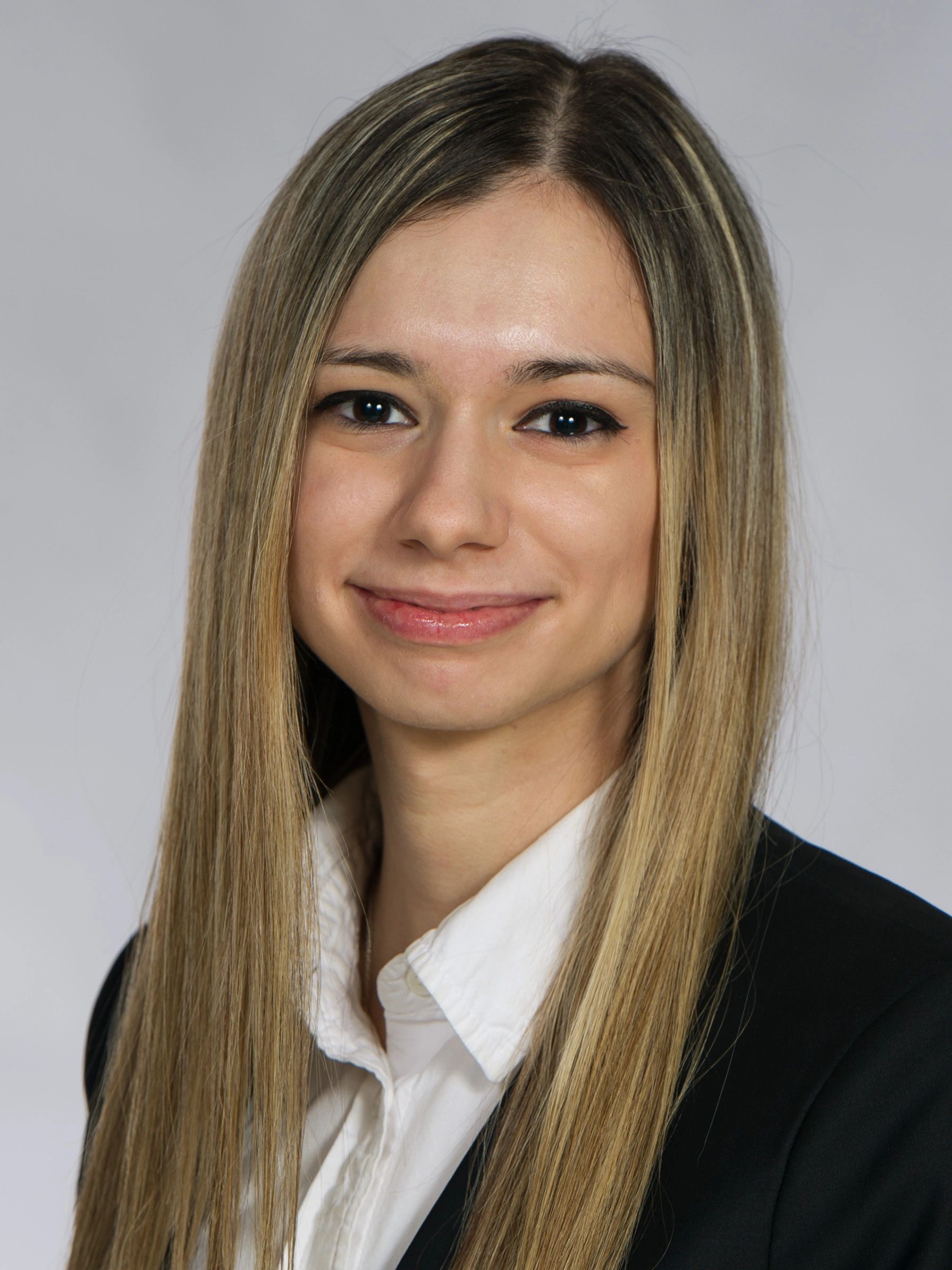 Dr. Chantelle Carneiro